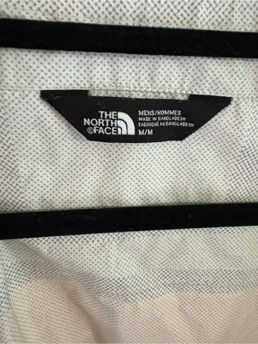 The North Face Men's Venture 2 DryVent Technology Jacket Black & Red Size M